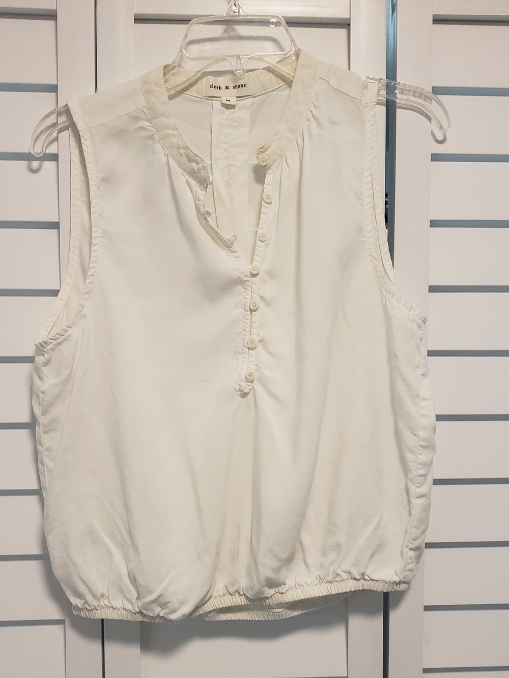 Cloth & Stone  Anthropology Cream Sleeveless Button Henley Top